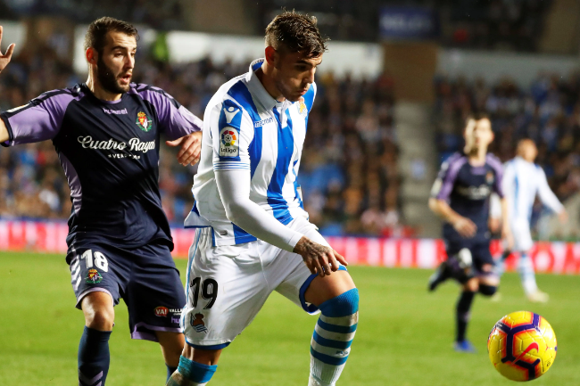 世俱杯冠军-瓦伦西亚前锋遭遇低迷，球队攻击力受限