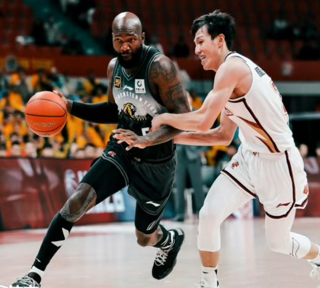 世俱杯直播-吉林队在比赛中获得关键胜利，展现强大实力