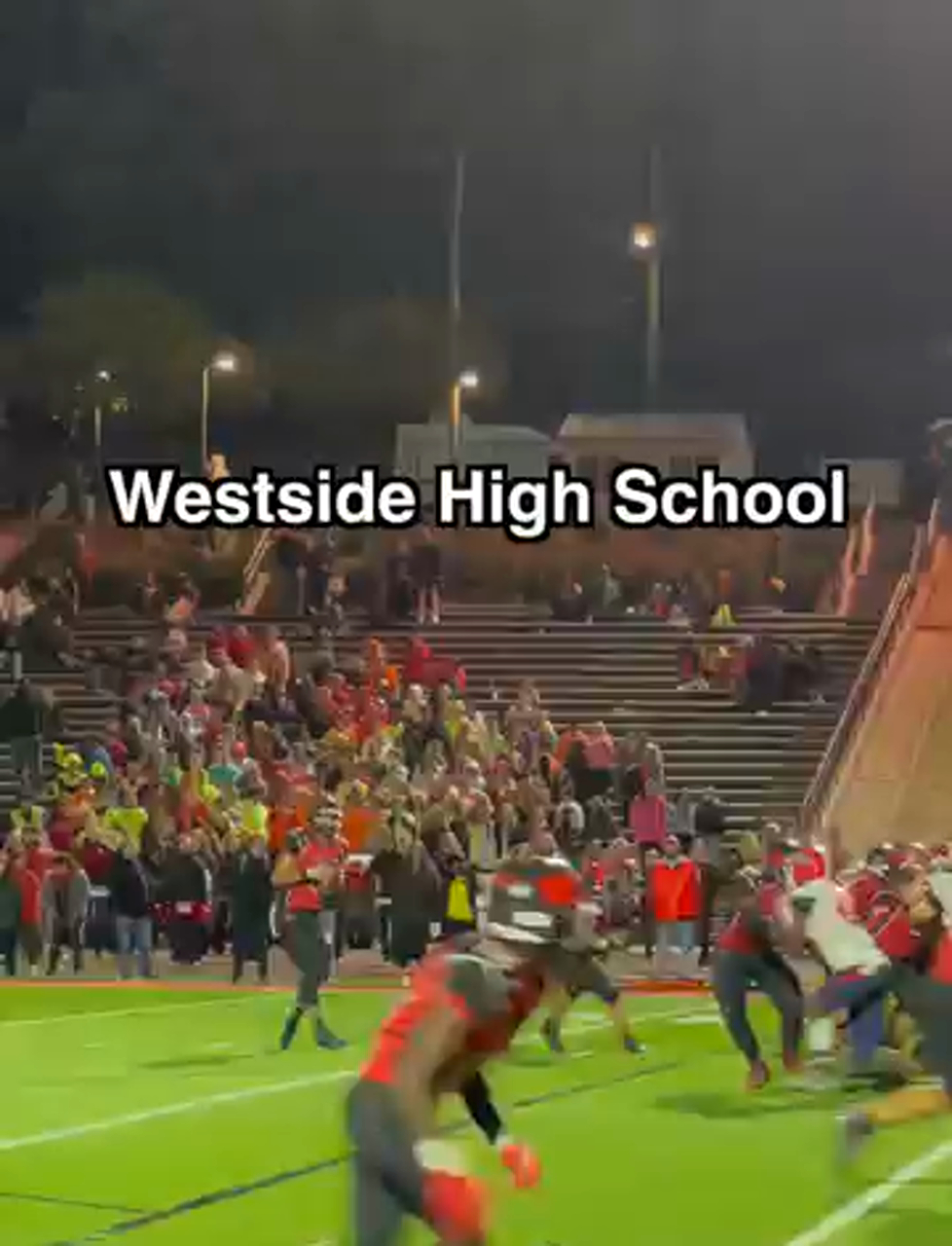 关于斯帕尔客场失利，意大利足球尴尬不断的信息