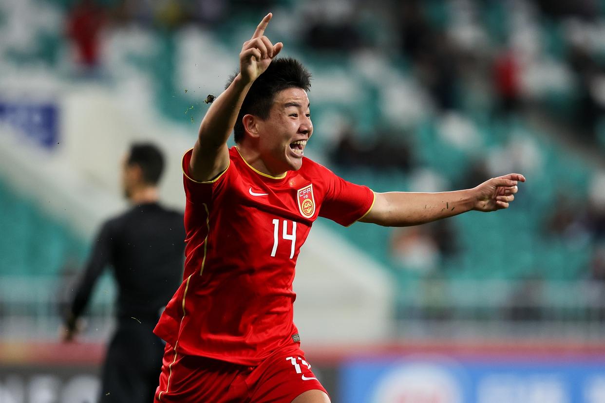 全队备战备战，中超球队冲刺胜利