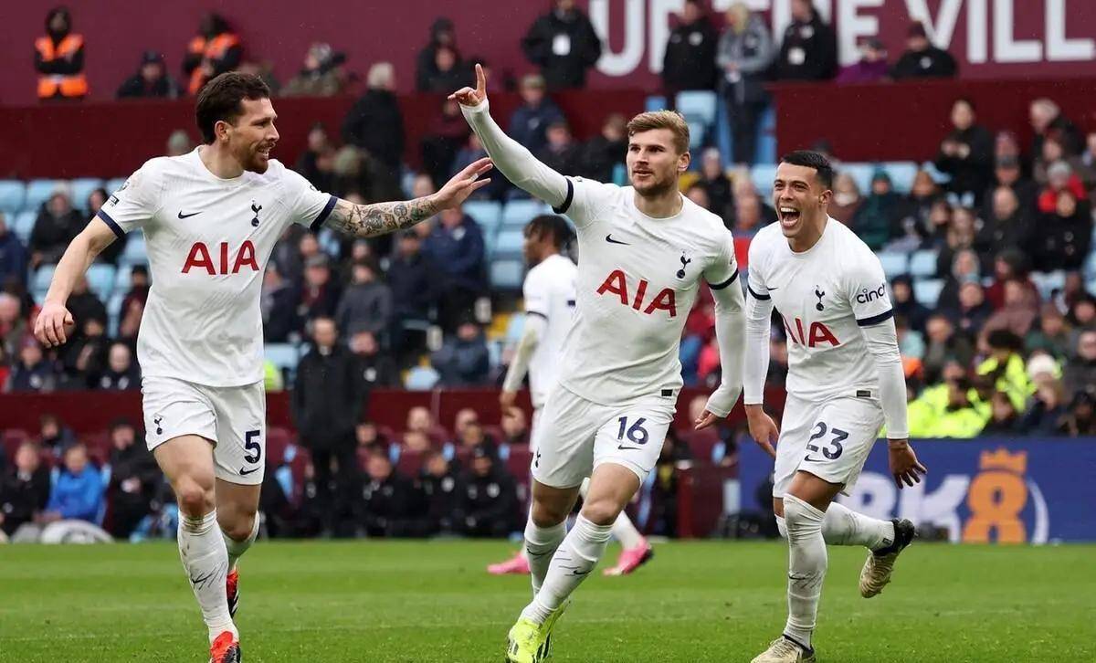 世俱杯冠军-包含热刺官方发布转会消息，曼联球迷玩转猜测的词条