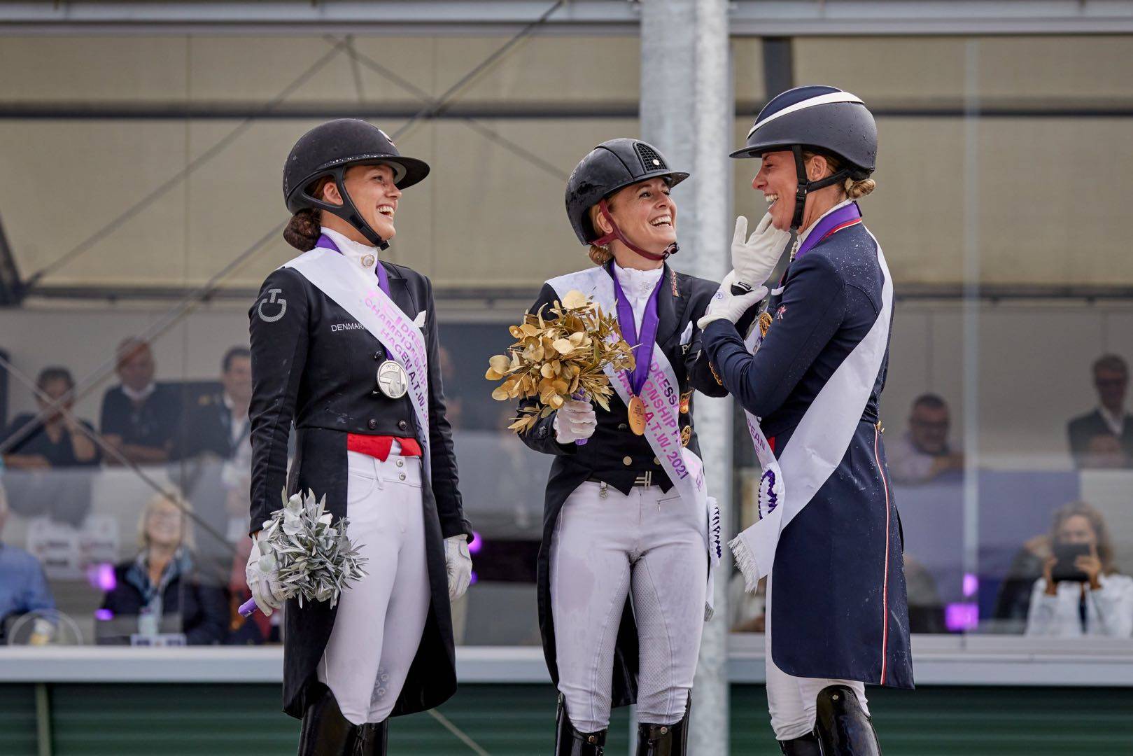 世俱杯-拉脱维亚射箭选手速度惊人，豪取金牌