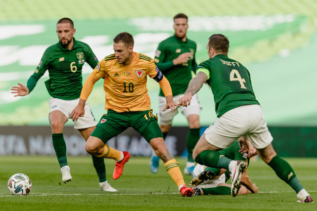 包含保加利亚大比分战胜芬兰，小组赛形势稍显乐观的词条