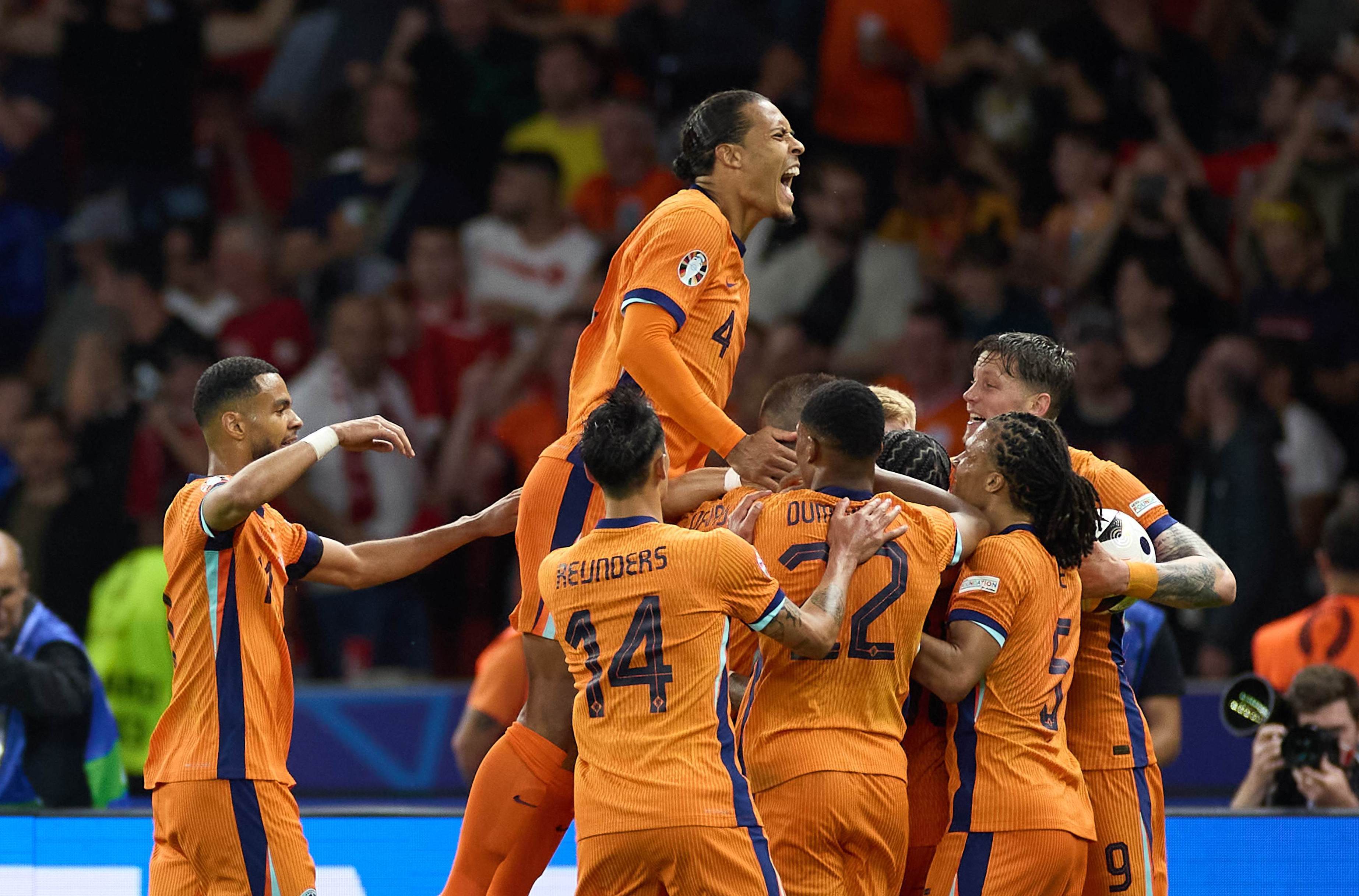 世俱杯直播-荷兰主场大胜，欧预赛领先优势巩固