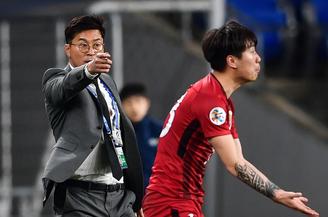 关于青岛黄海主场不敌对手，遗憾失去亚冠淘汰赛资格的信息