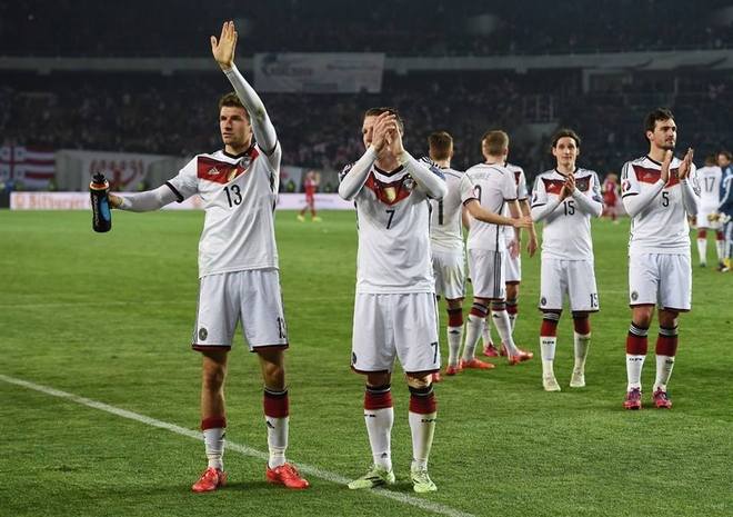 波兰队连战皆胜，欧预赛晋级大有希望