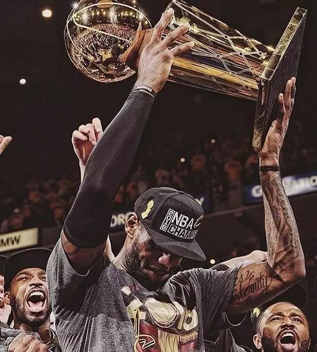 关于克里夫兰骑士战胜黄蜂，保罗绝杀复仇缔造新篇章的信息