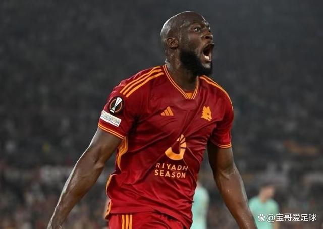 阿贾克斯精彩连胜，稳步追随强队前行