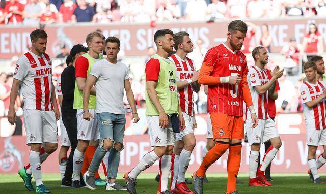 世俱杯分组-奥格斯堡主场逼平对手，继续不败记录