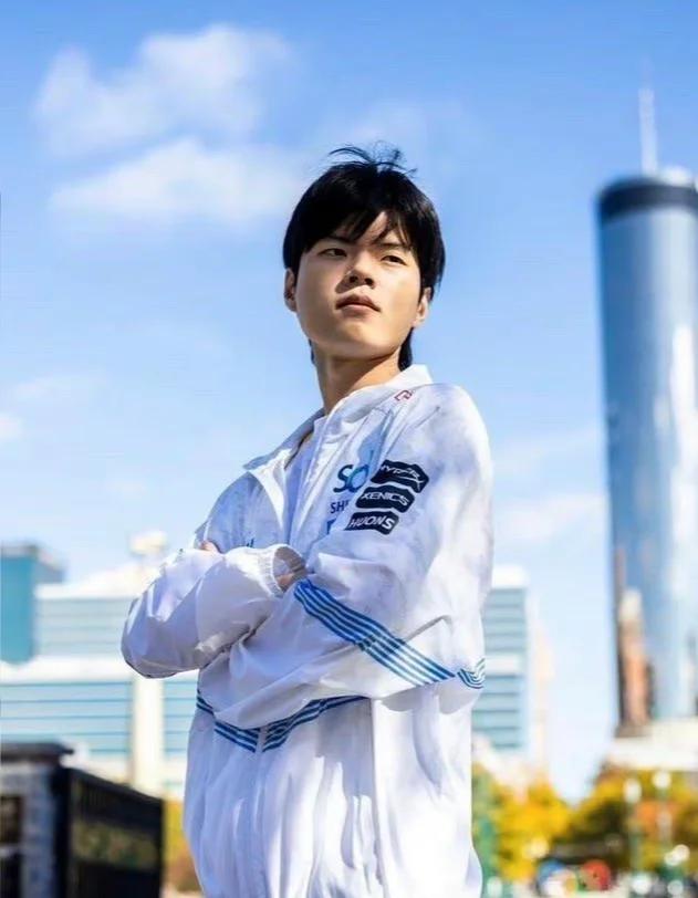 世俱杯决赛-KT绝杀T1，Hanssama单局斩获MVP峡谷大战小组赛，成为赛场最大亮点的简单介绍