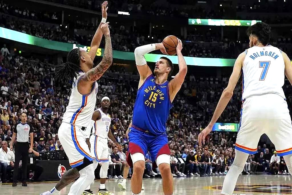 世俱杯冠军-步行者战胜凯尔特人，强势晋级东部半决赛的简单介绍