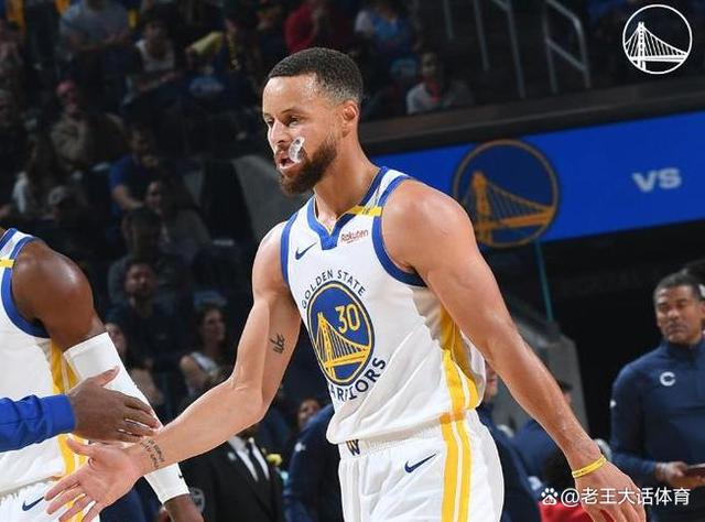 勇士负于开拓者，遭遇首败