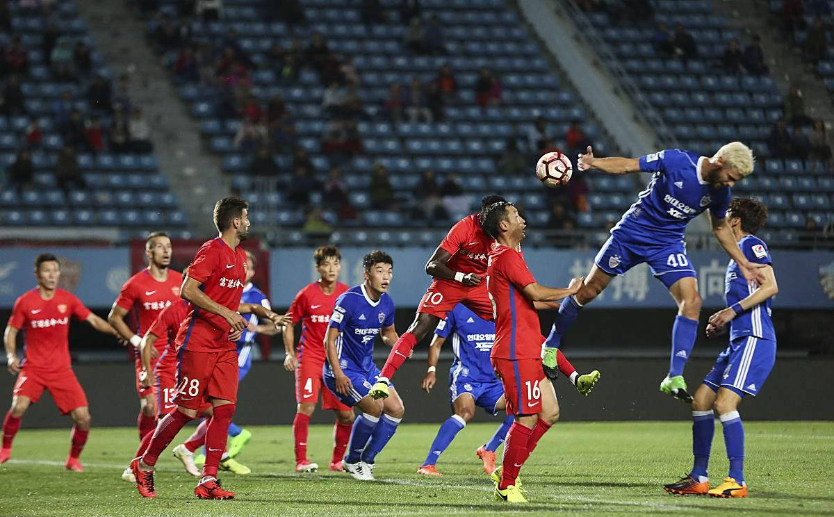 世俱杯参赛资格-南安普顿主场战胜沃特福德，全取三分