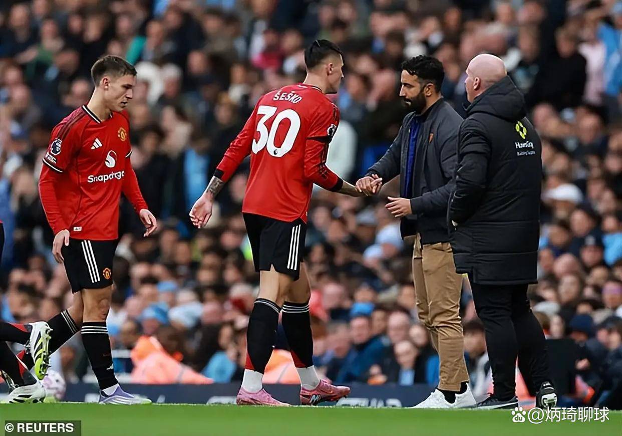 世俱杯奖金-曼联中场失常，主帅调整战术谋致胜方案