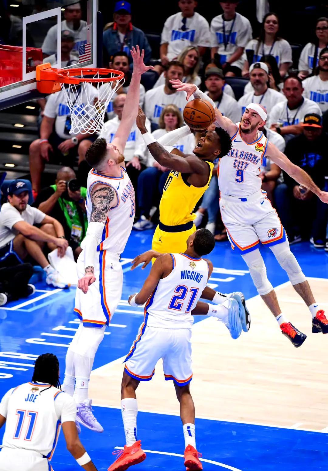 世俱杯-猛龙客场大胜黄蜂，西亚卡姆砍下26分的简单介绍