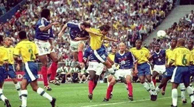 世俱杯分组-包含法国队险胜葡萄牙队，奥恰洛夫扛起全队的词条